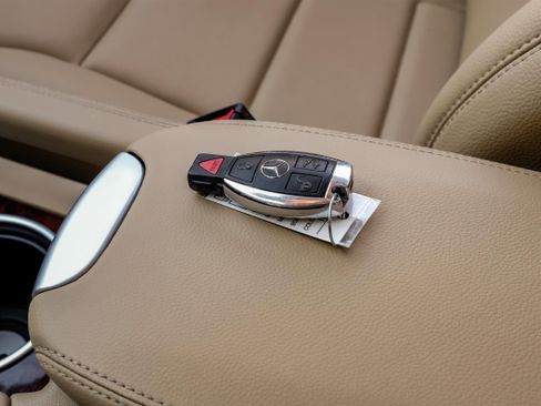 Used 2011 Mercedes-Benz ML 350 BlueTEC 4MATIC image 59