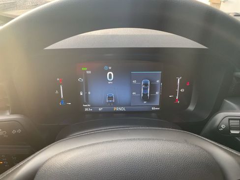 New 2025 Ford Maverick XL w/ Equipment Group 101A image 12