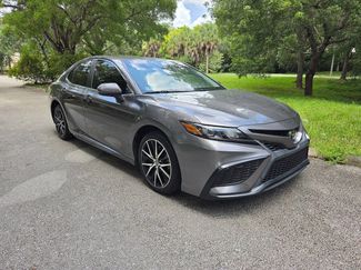 Used 2021 Toyota Camry SE FWD video 1