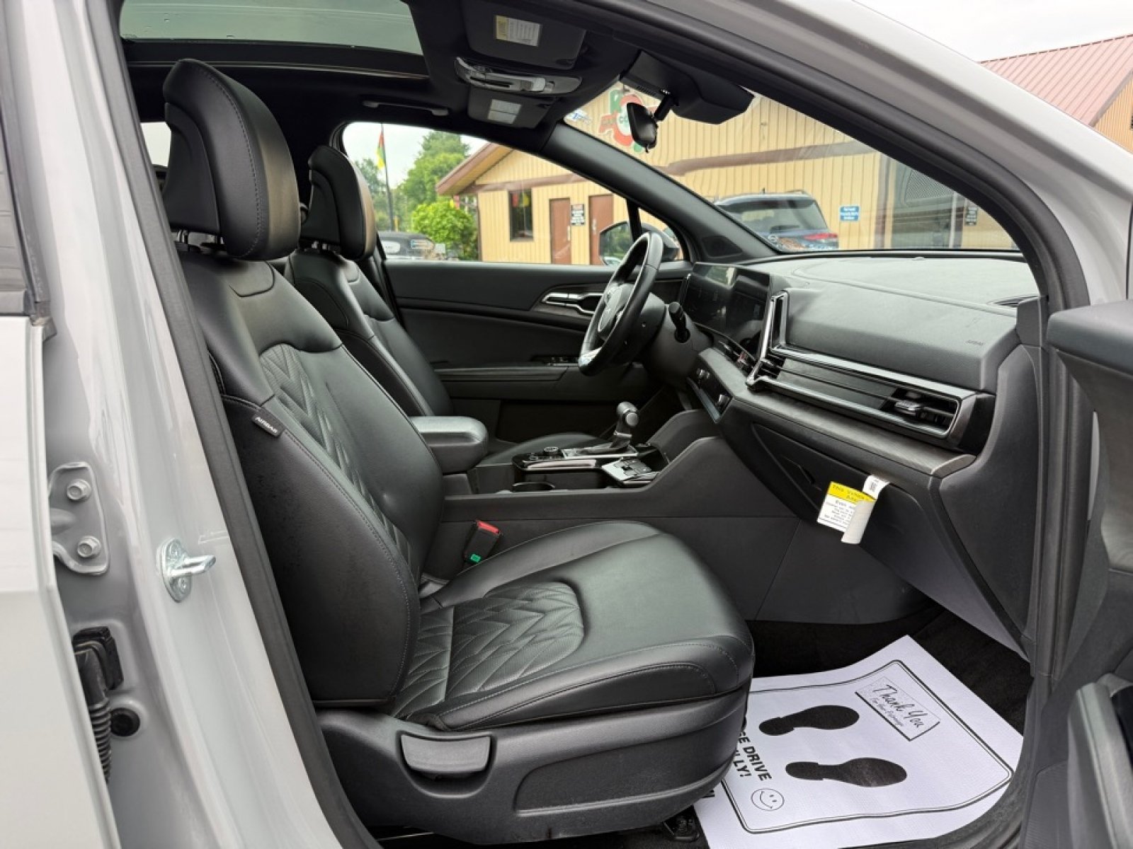 Used 2024 Kia Sportage X-Line w/ X-Line Premium Package AWD/4WD image 27