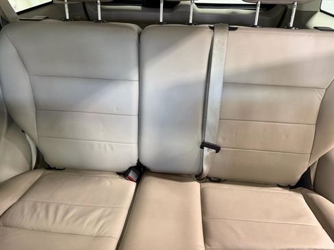Used 2009 Ford Escape XLT AWD/4WD image 25
