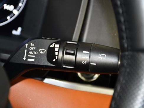 Used 2022 Mitsubishi Outlander SEL AWD/4WD image 23