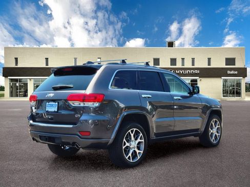 Used 2020 Jeep Grand Cherokee Overland AWD/4WD image 3