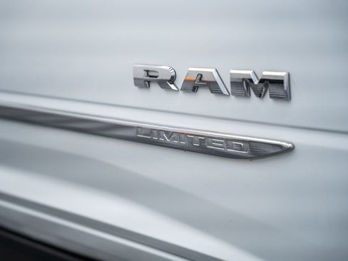 Used 2023 RAM 3500 Limited AWD/4WD image 20
