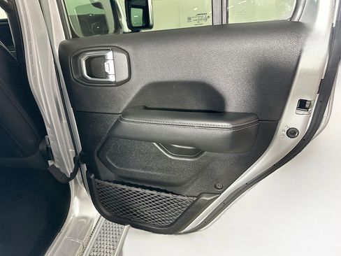 Used 2023 Jeep Wrangler Sahara w/ Cold Weather Group image 29