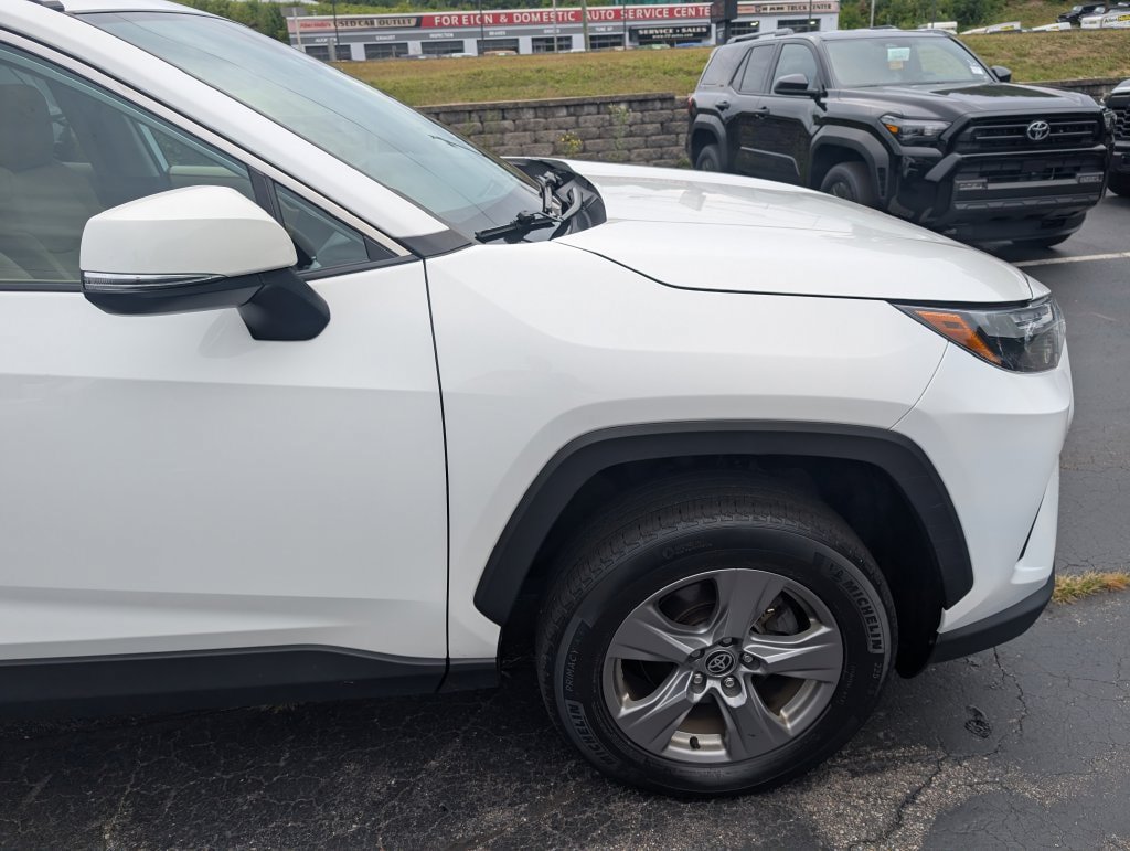 Certified 2023 Toyota RAV4 XLE w/ Convenience Package AWD/4WD image 11