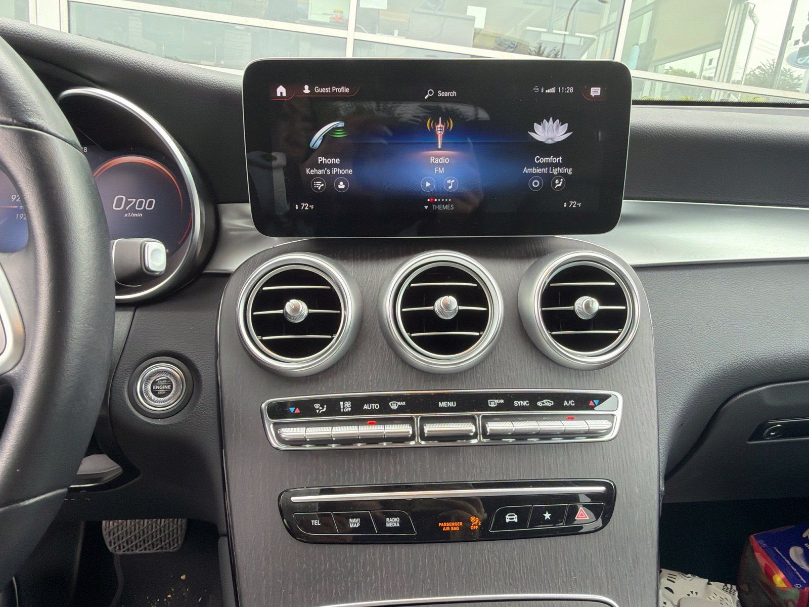 Used 2022 Mercedes-Benz GLC 300 image 8