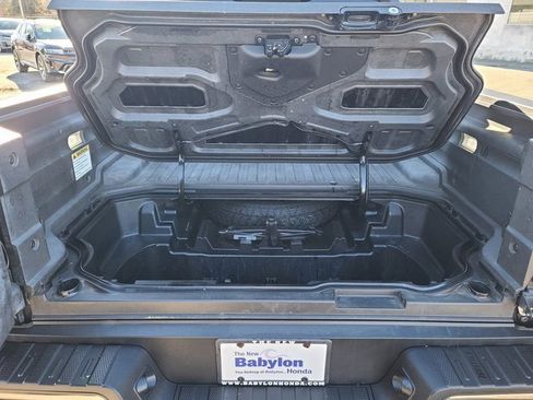 Certified 2020 Honda Ridgeline Black Edition image 5