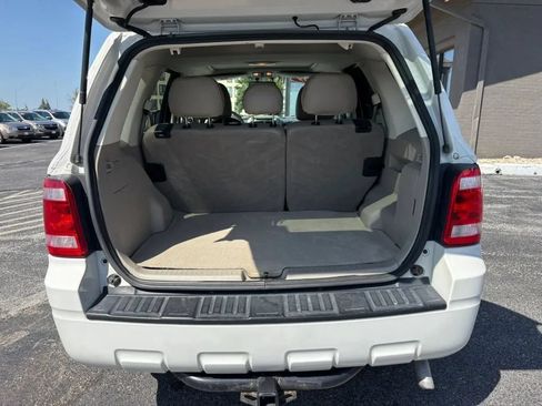 Used 2009 Ford Escape Limited FWD image 9
