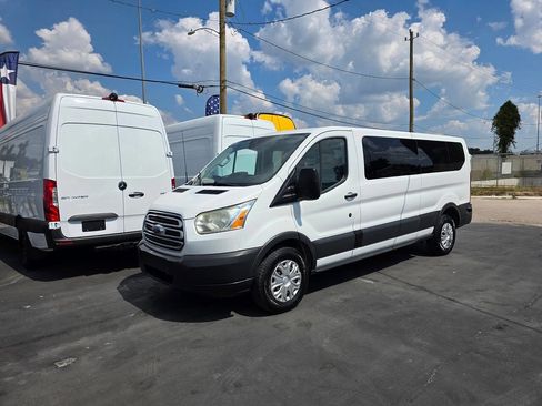 Used 2015 Ford Transit 350 XLT image 29