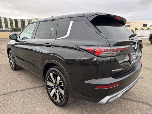 New 2025 Mitsubishi Outlander SE AWD/4WD image 6