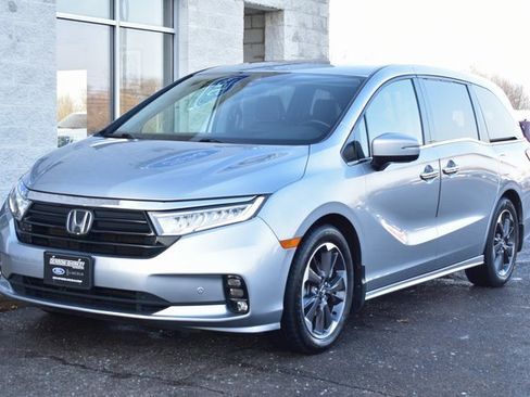 Used 2023 Honda Odyssey Elite image 9