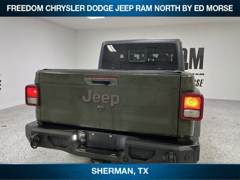 Used 2022 Jeep Gladiator Rubicon w/ Cold Weather Group image 6