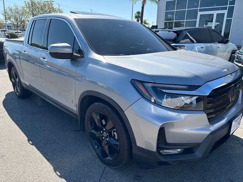 Used 2023 Honda Ridgeline RTL-E image 3