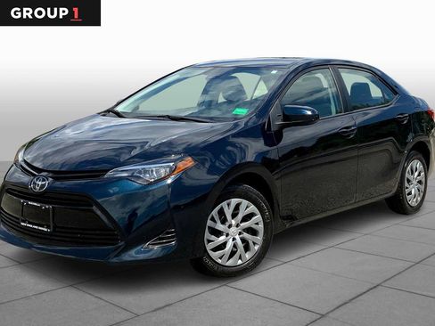 Used 2019 Toyota Corolla LE FWD image 1