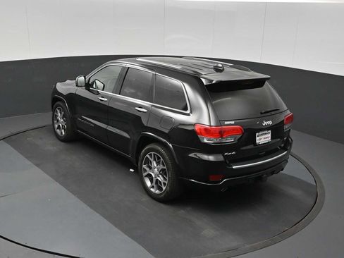 Used 2020 Jeep Grand Cherokee Overland AWD/4WD image 14