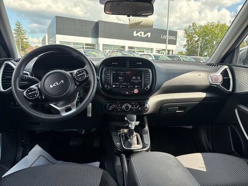 Used 2024 Kia Soul LX w/ Option Group 015 FWD image 15