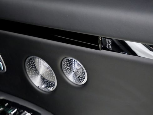 Used 2024 Rolls-Royce Ghost Extended Wheelbase image 33