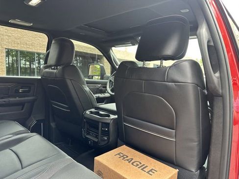 New 2026 RAM 3500 Limited AWD/4WD image 32