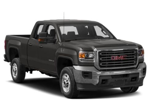 Used 2019 GMC Sierra 2500 Denali w/ Duramax Plus Package AWD/4WD image 6