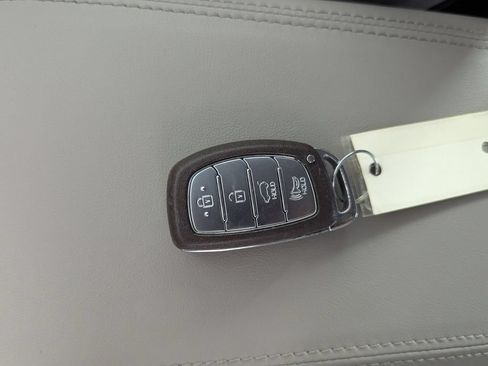Used 2021 Hyundai Tucson Value FWD image 29