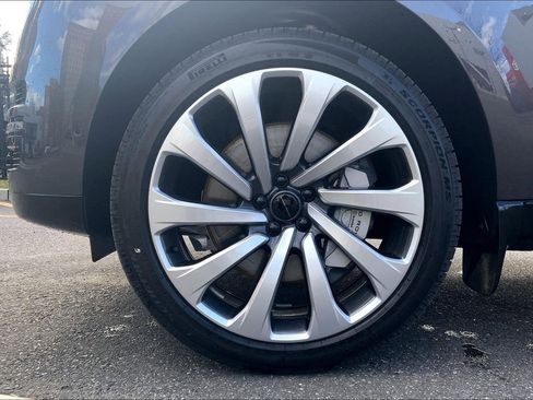 New 2026 Land Rover Range Rover SE image 11