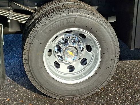 New 2025 Chevrolet Silverado 3500 W/T w/ WT Convenience Package AWD/4WD image 5