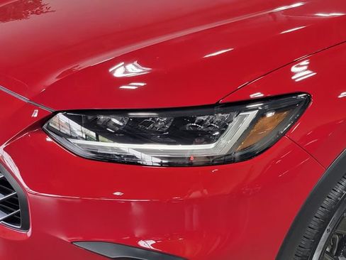 Certified 2025 Honda HR-V Sport image 8