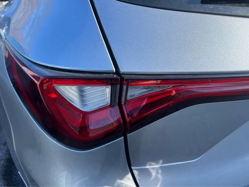 Used 2023 Acura MDX SH-AWD w/ Advance Package image 7