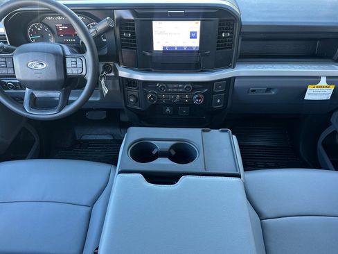 New 2026 Ford F250 XL w/ XL Chrome Package image 13