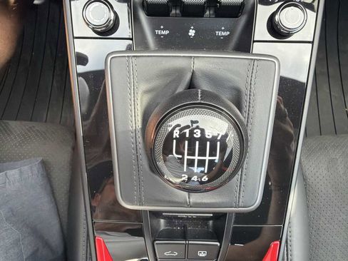 Used 2024 Porsche 911 Carrera T image 21