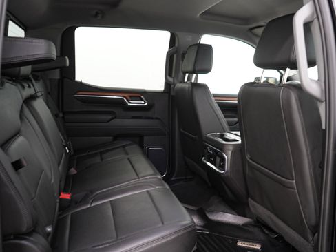 Used 2022 GMC Sierra 1500 Denali AWD/4WD image 14