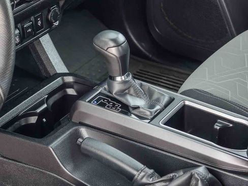 Used 2023 Toyota Tacoma TRD Off-Road image 18