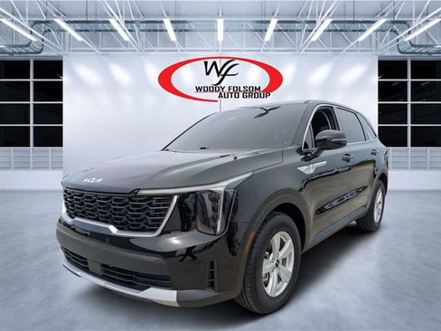 Used 2026 Kia Sorento LX FWD image 8