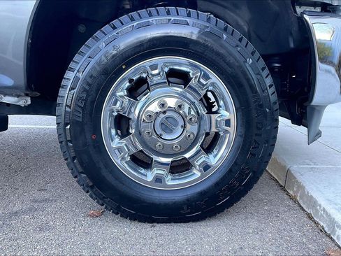 Used 2012 Ford F350 XLT w/ XLT Premium Pkg image 21