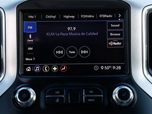 Used 2020 GMC Sierra 1500 SLT w/ SLT Premium Package image 29