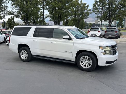 Used 2017 Chevrolet Suburban LT AWD/4WD image 5