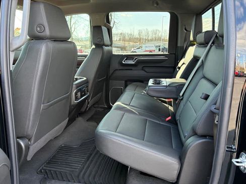 Used 2025 Chevrolet Silverado 2500 LTZ w/ Z71 Chrome Sport Edition image 9