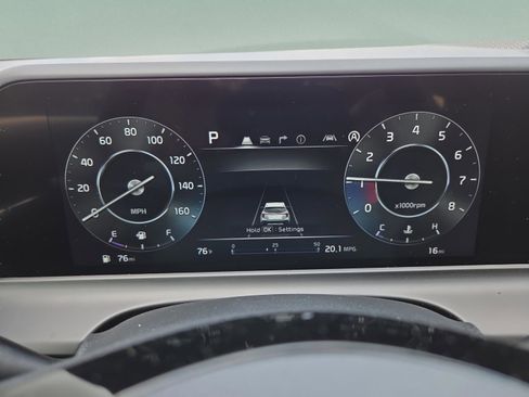 New 2026 Kia Seltos EX FWD image 34