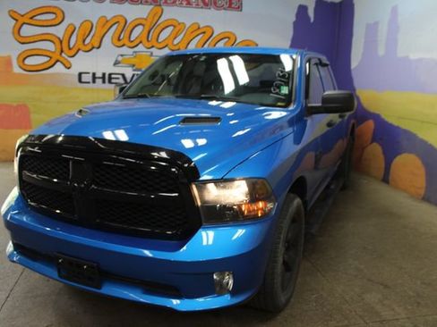 Used 2022 RAM 1500 Express w/ Wheel & Sound Group AWD/4WD image 4