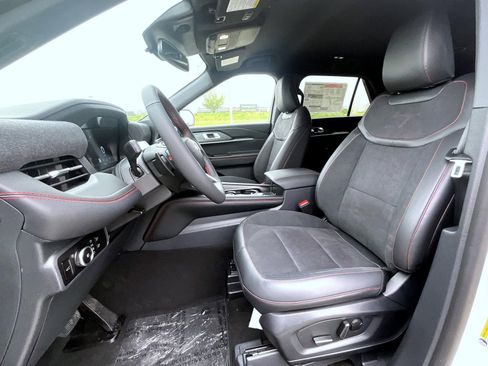 New 2026 Ford Explorer ST AWD/4WD image 9