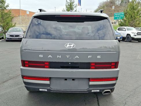 Used 2025 Hyundai Santa Fe Limited image 5