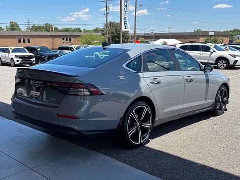 Used 2025 Honda Accord Sport image 26