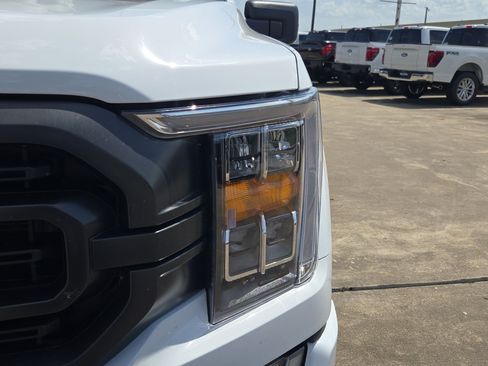 Used 2022 Ford F150 XLT w/ Equipment Group 302A High AWD/4WD image 12