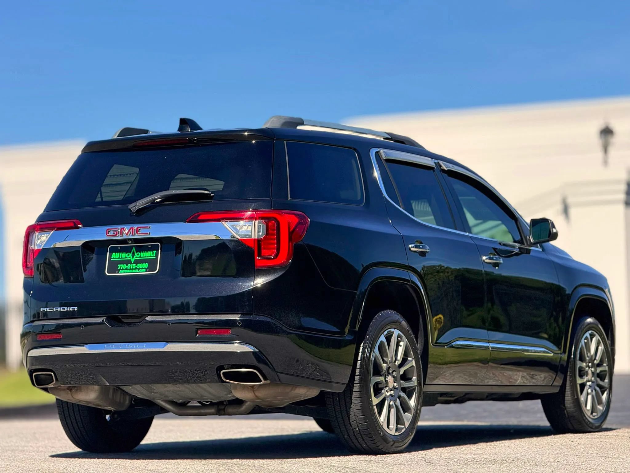 Used 2020 GMC Acadia Denali FWD image 11