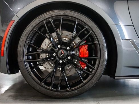 Used 2017 Chevrolet Corvette Z06 RWD image 68