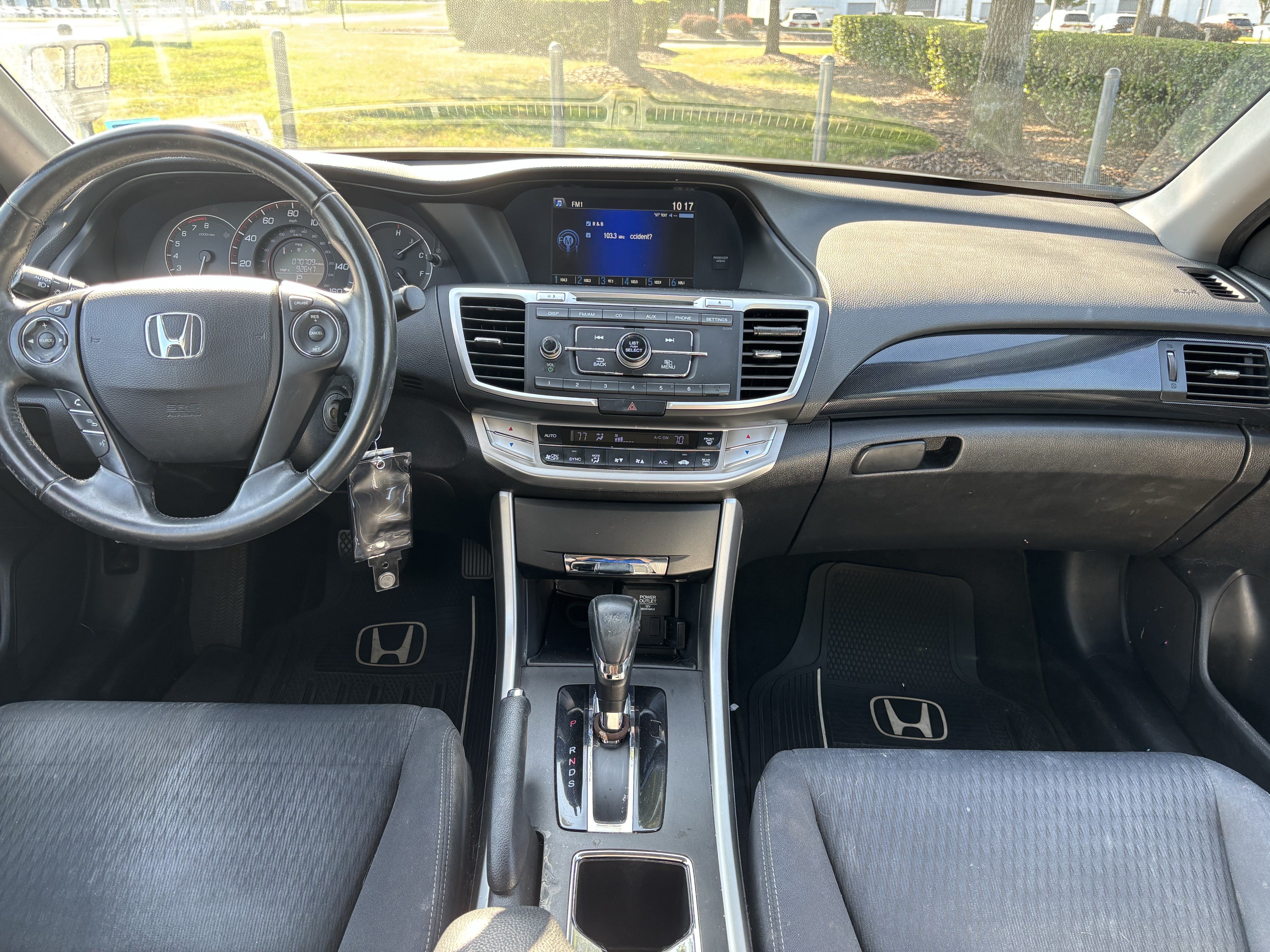 Used 2015 Honda Accord Sport image 32