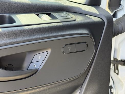 New 2025 Mercedes-Benz Sprinter 2500 image 8
