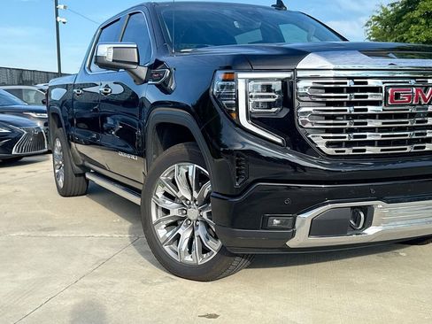 Used 2025 GMC Sierra 1500 Denali w/ Denali Reserve Package AWD/4WD image 9