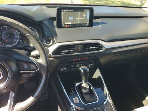 Used 2019 MAZDA CX-9 Touring image 21